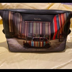 Paul smith carry case